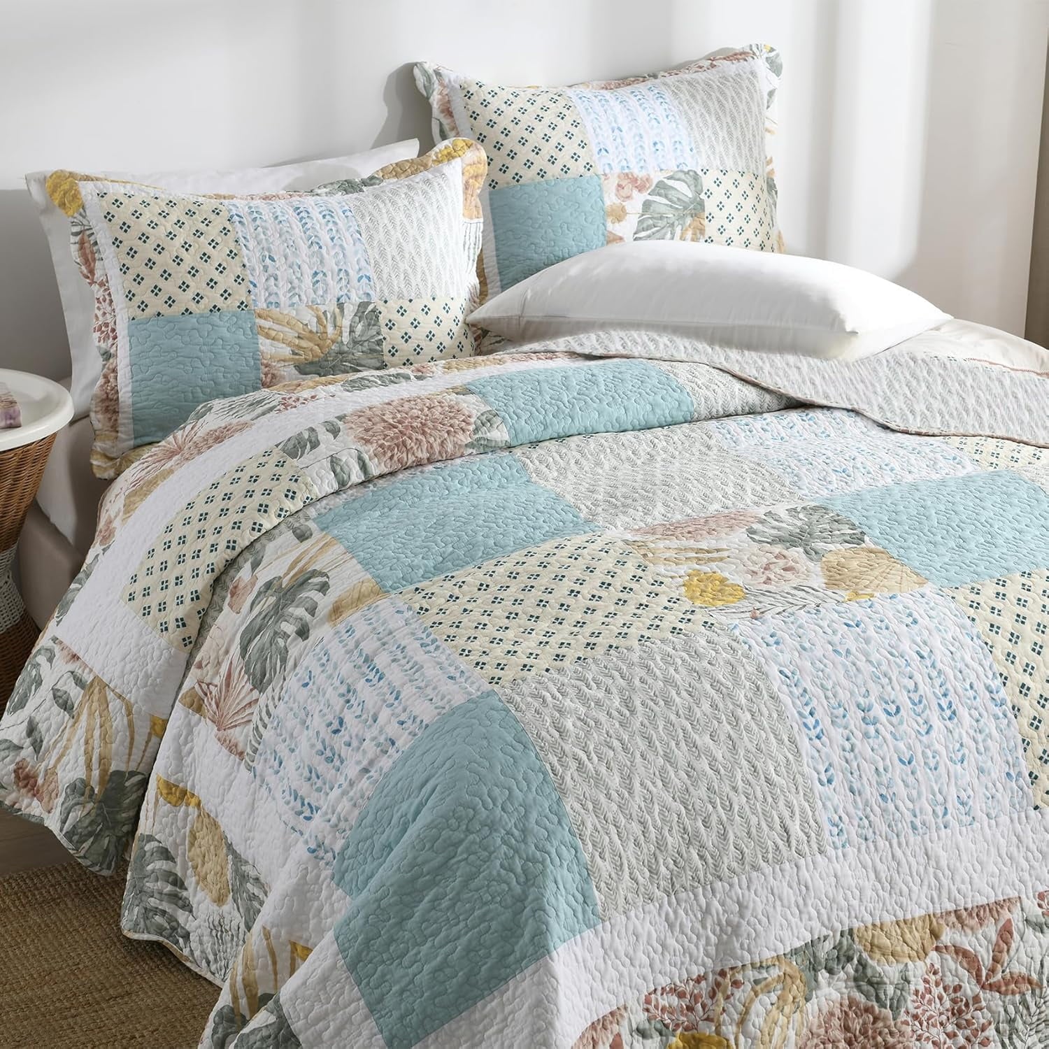 Nordmiex Patchwork Cotton Quilt SetCute Garden Bedding Set - Queen